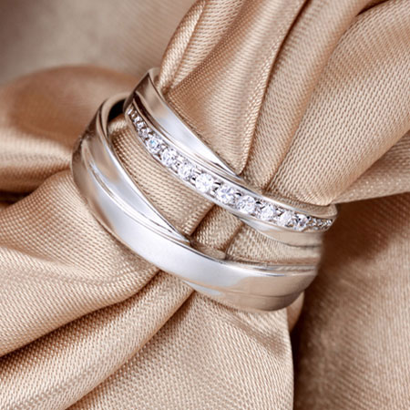 Delicate Silver Criss Cross Couple Rings with CZ Diamonds - Click Image to Close