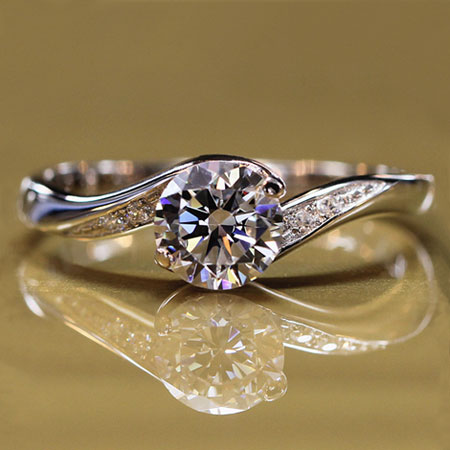 Swarovski Zirconia Alternatives to Diamond Engagement Rings [C270102]